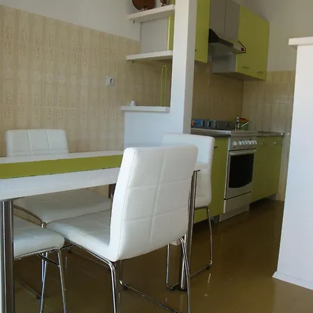 With Parking Space Supetar, Brac - 13180 * 苏佩塔尔