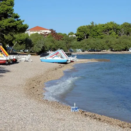 Apartman With Parking Space Supetar, Brac - 13180 Supetar