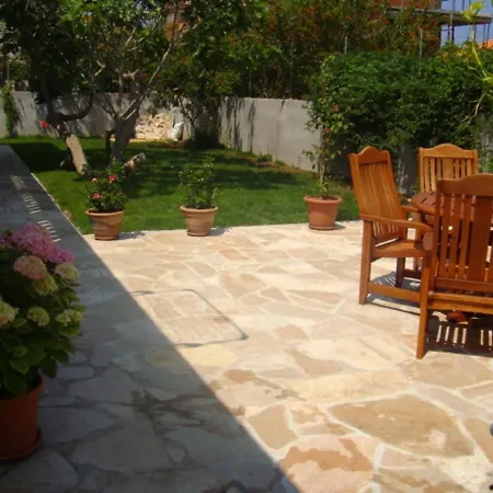 Apartment With A Parking Space Supetar, Brac - 13180 Supetar