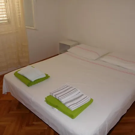 With A Parking Space Supetar, Brac - 13180 Apartment