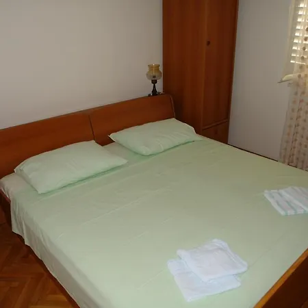 Apartment With A Parking Space Supetar, Brac - 13180 Supetar