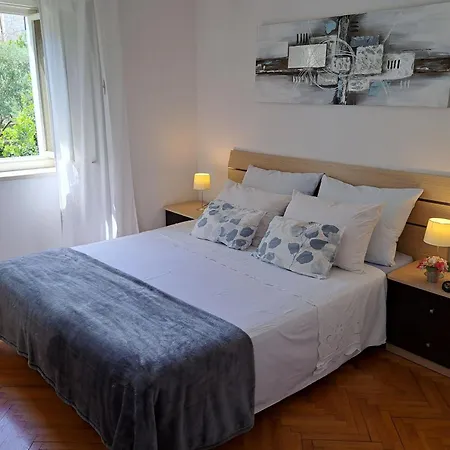 Apartman With Parking Space Supetar, Brac - 13180