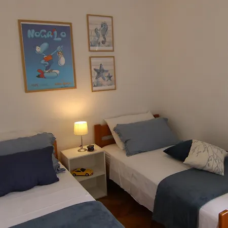 Apartament With Parking Space Supetar, Brac - 13180