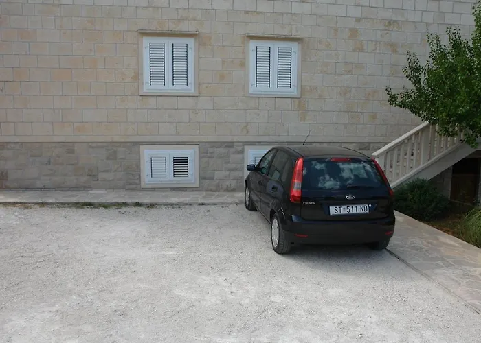 With Parking Space Supetar, Brac - 13180 San Pietro di Brazza
