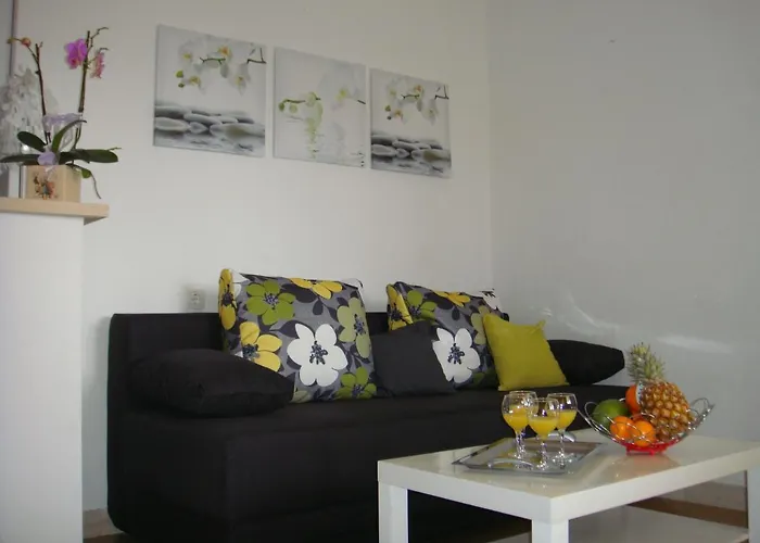 With Parking Space Supetar, Brac - 13180 * San Pietro di Brazza