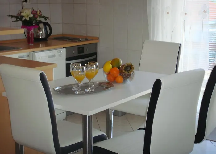 With Parking Space Supetar, Brac - 13180 Διαμέρισμα