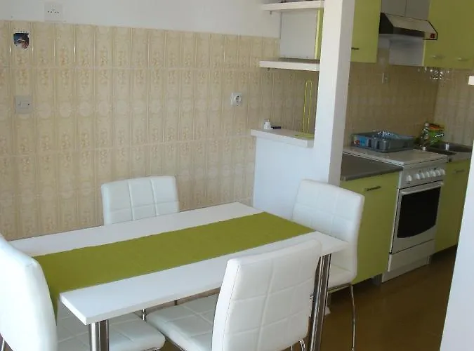 With Parking Space Supetar, Brac - 13180 Appartamento