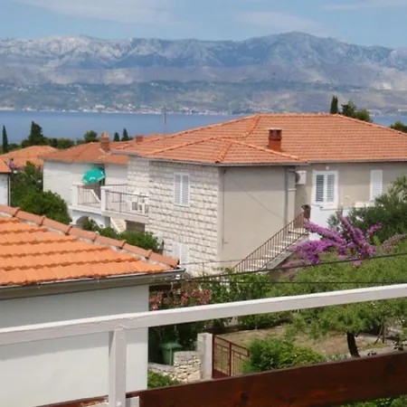 With Parking Space Supetar, Brac - 13180 아파트 *